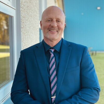 Photo of Darran Lorne